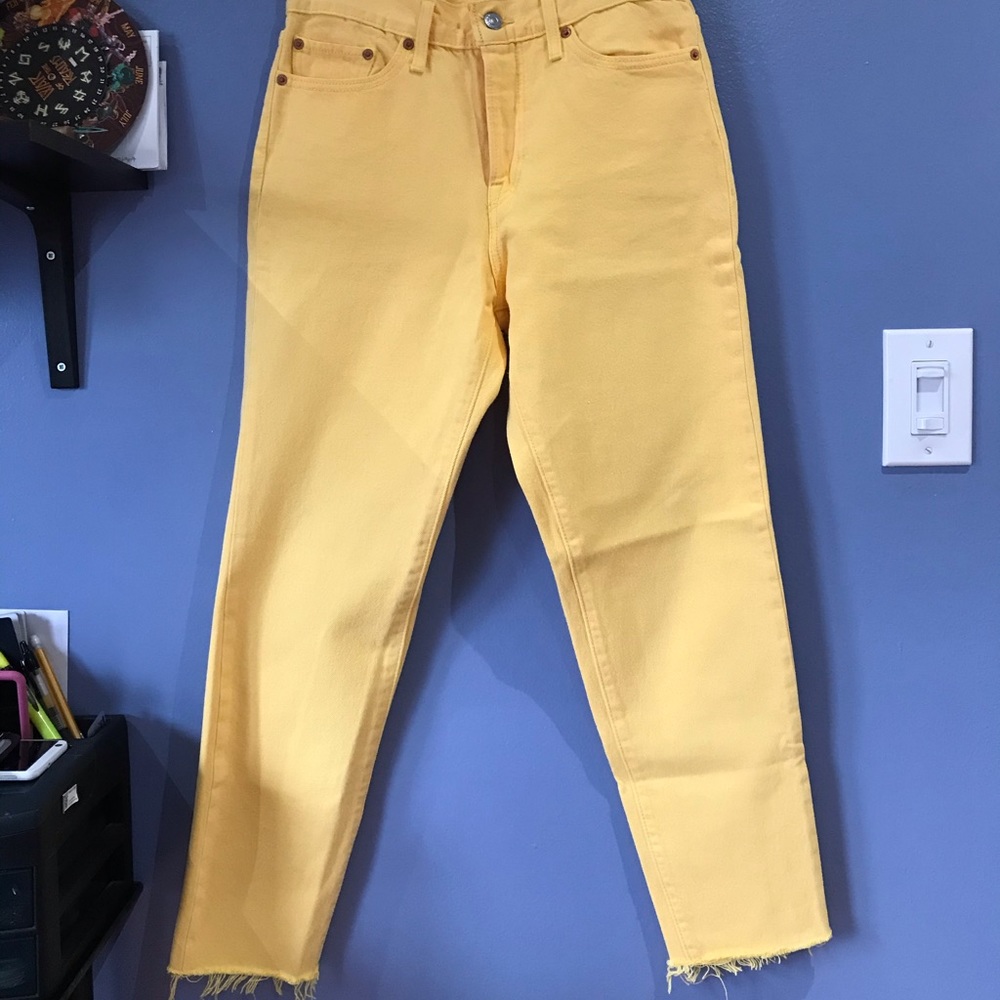 Levi’s Jeans. Yellow.